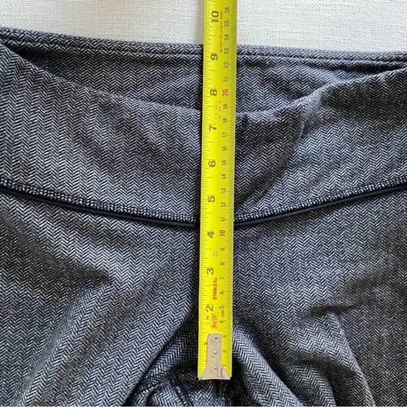 VINTAGE LULULEMON Wunder Under Pant Herringbone Black Swan / Black Size 6 - Picture 7 of 9